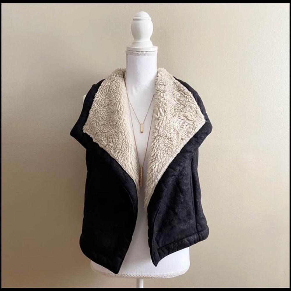 BB Dakota Cozy Vest Size XS